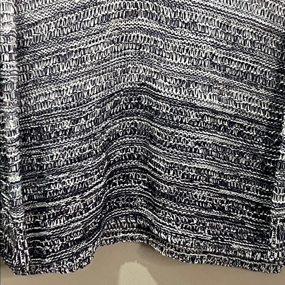 MarlaWynne Sweater Oversized Loose Knit Crochet V-Neck Coastal Ombre Variegated - Picture 2 of 13